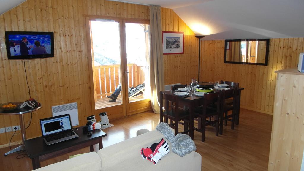 Residence Goelia Les Chalets Des Ecourts Saint-Jean-d'Arves Værelse billede