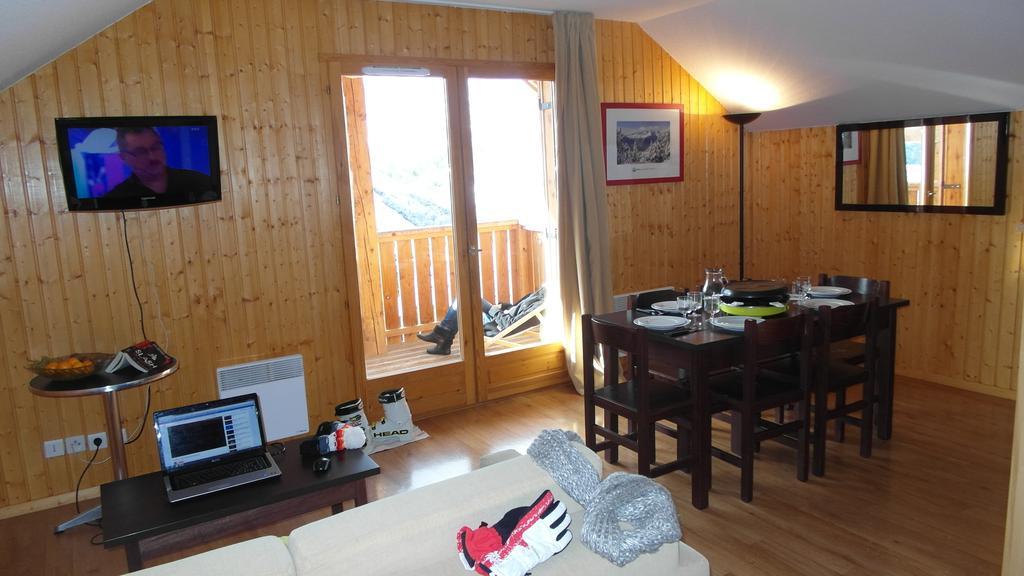 Residence Goelia Les Chalets Des Ecourts Saint-Jean-d'Arves Værelse billede