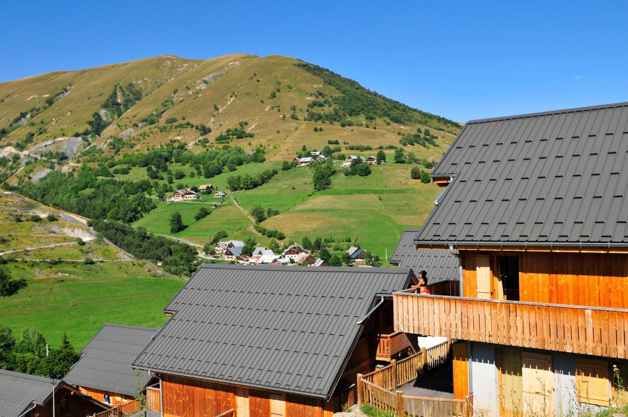 Residence Goelia Les Chalets Des Ecourts Saint-Jean-d'Arves Eksteriør billede