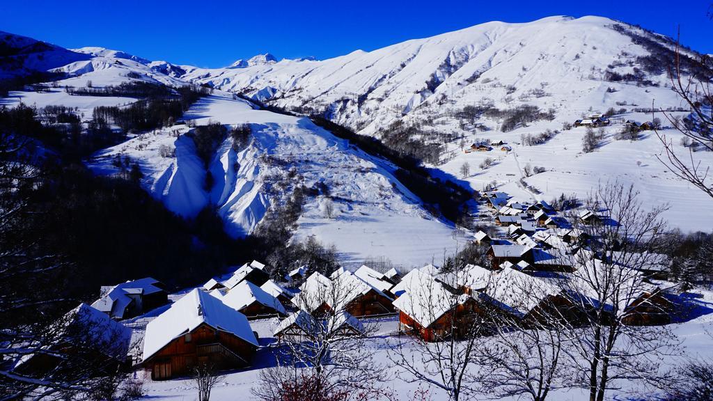 Residence Goelia Les Chalets Des Ecourts Saint-Jean-d'Arves Eksteriør billede